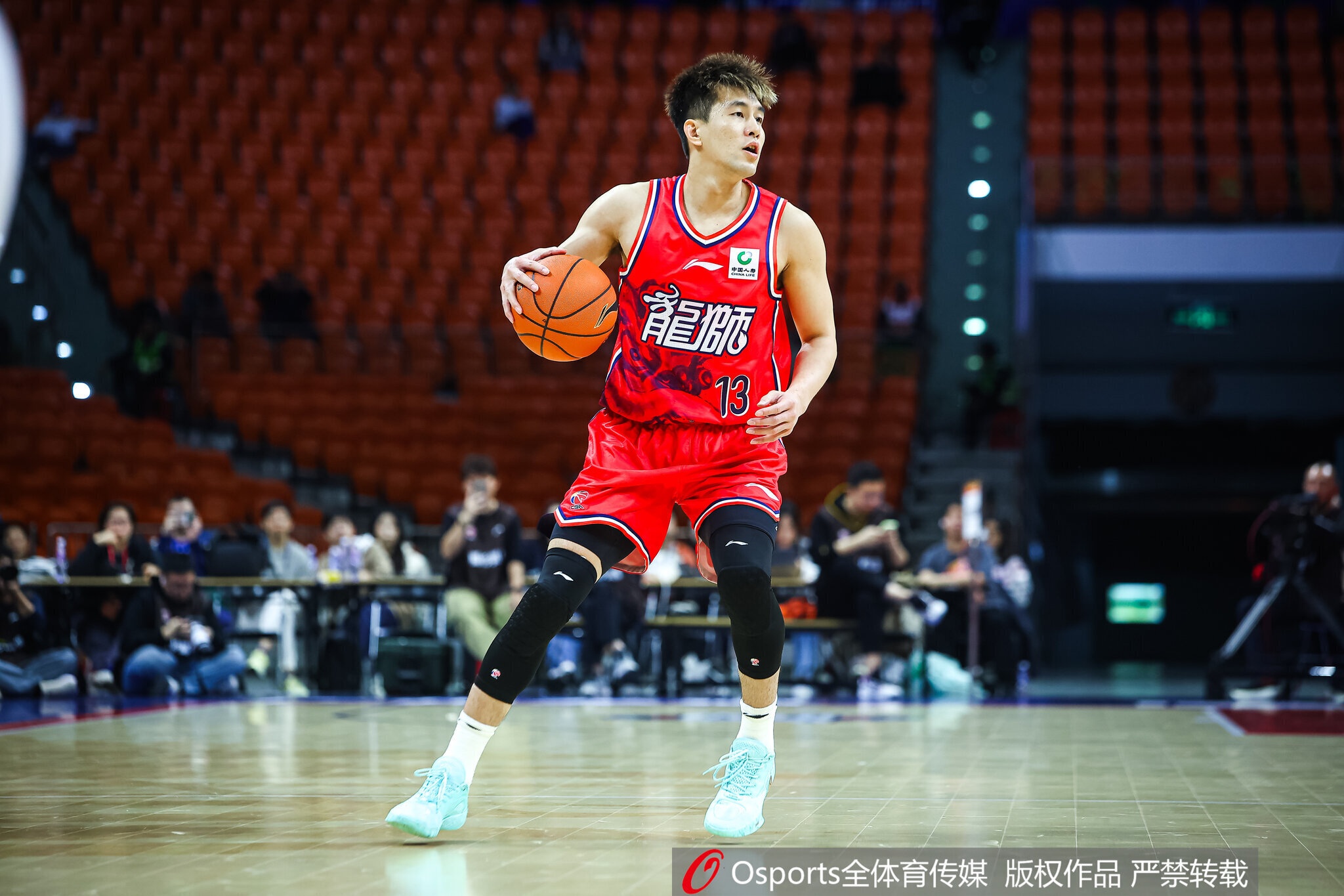 旺财28下载-2年白打？郭艾伦遭诈骗金额近千万 他与广州签约2年&amp;年薪600万元